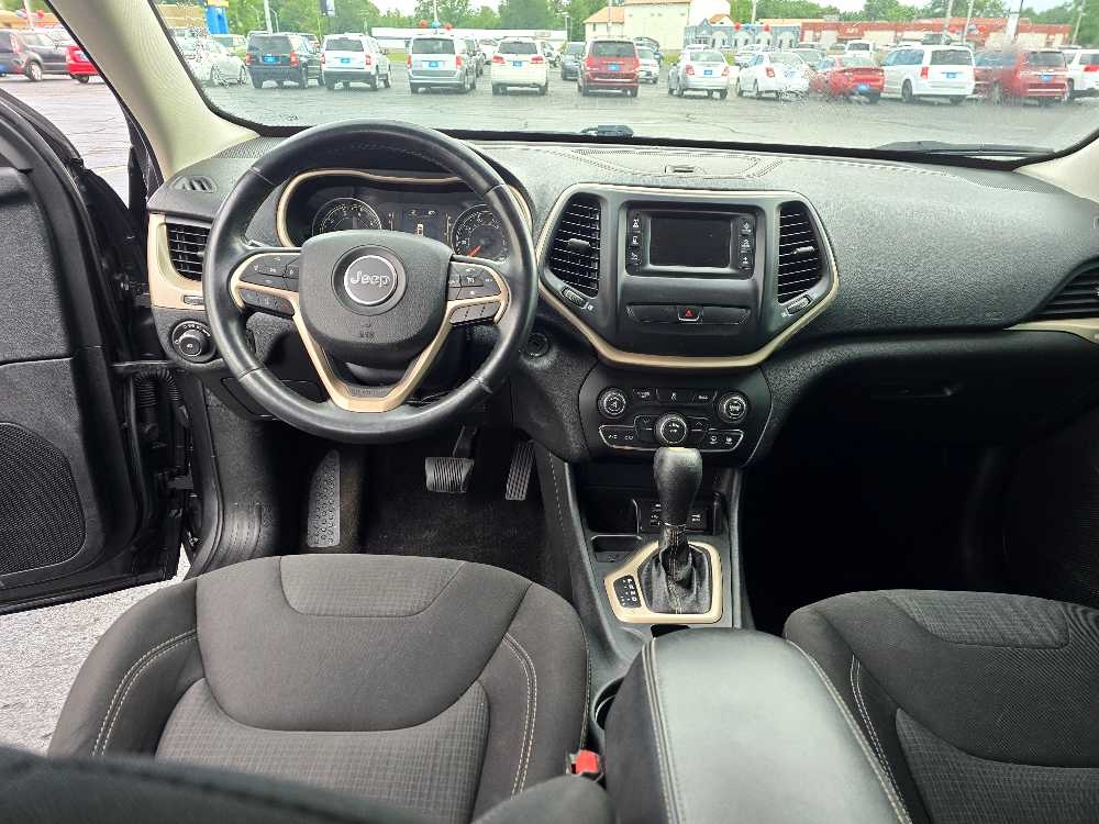 JEEP CHEROKEE LATITUDE