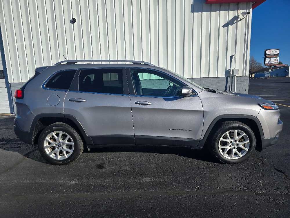 JEEP CHEROKEE LATITUDE; N