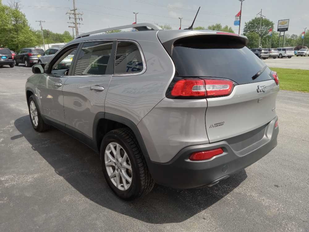 JEEP CHEROKEE LATITUDE