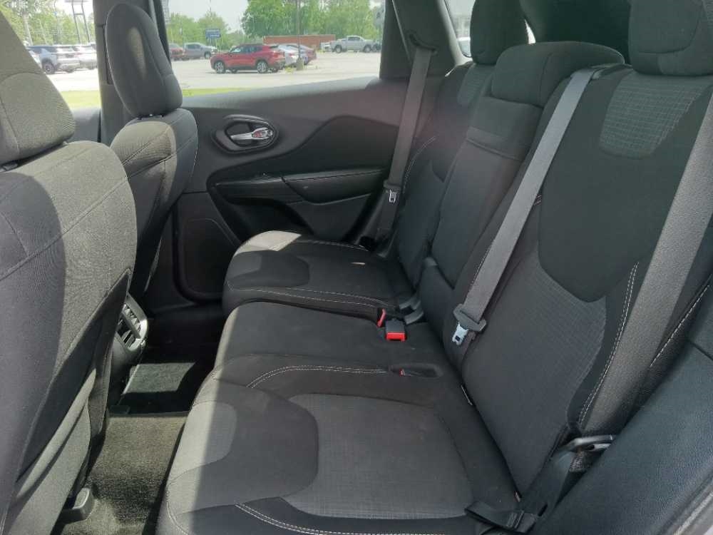 JEEP CHEROKEE LATITUDE