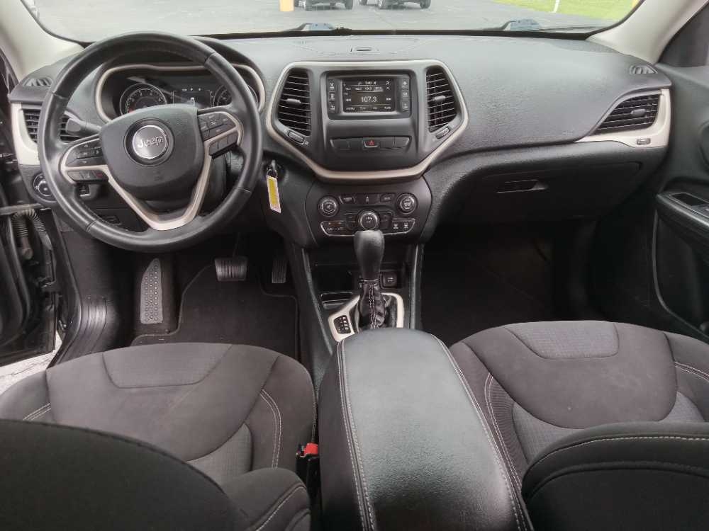 JEEP CHEROKEE LATITUDE