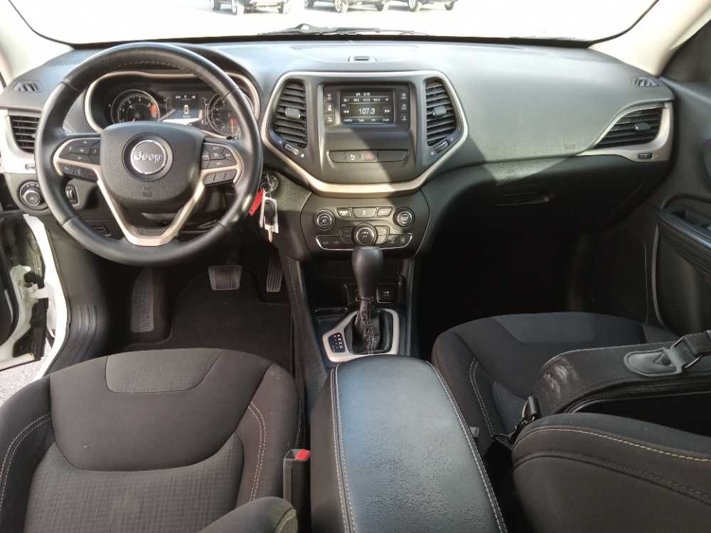 JEEP CHEROKEE LATITUDE; N