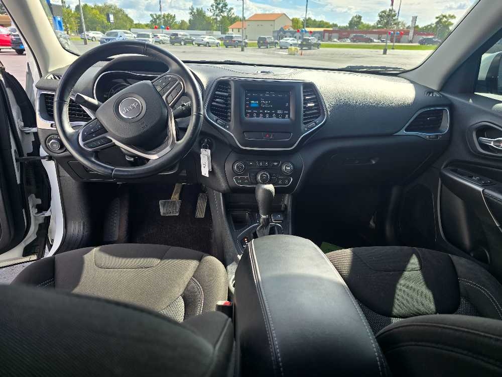 JEEP CHEROKEE LATITUDE; N