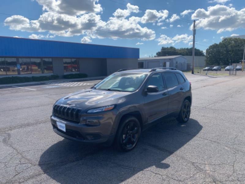 2017 Jeep Cherokee Sport Altitude's photo