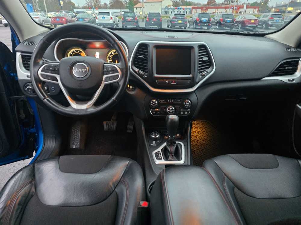 JEEP CHEROKEE TRAILHAWK