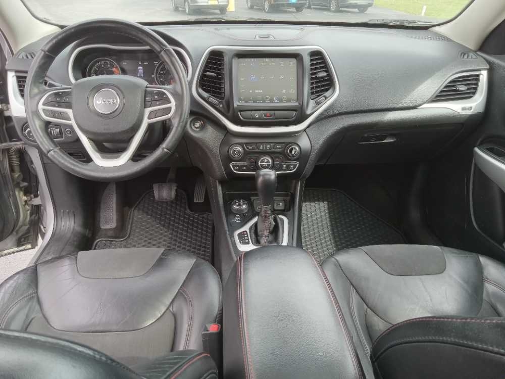 JEEP CHEROKEE TRAILHAWK