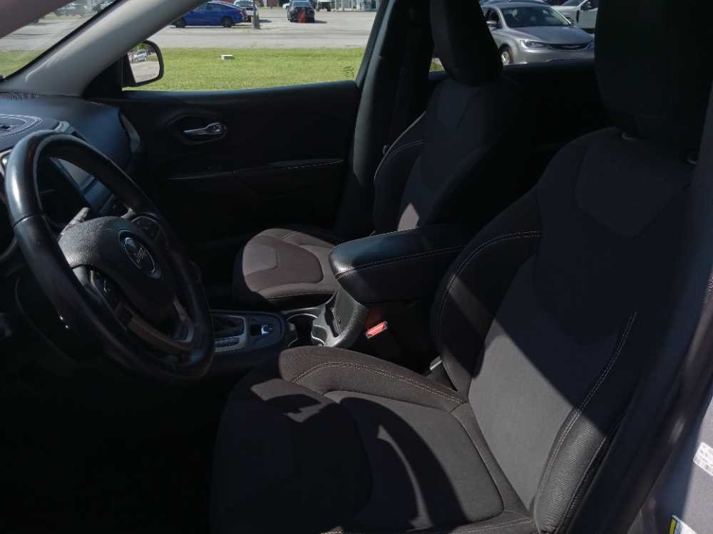 JEEP CHEROKEE LATITUDE
