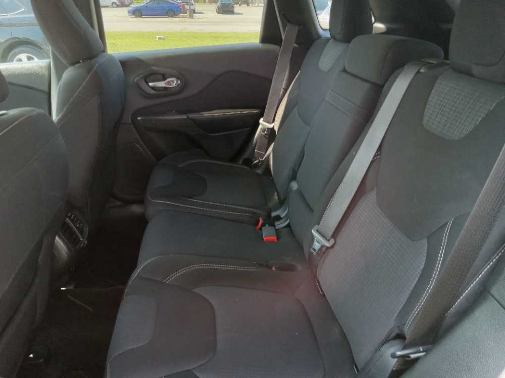 JEEP CHEROKEE LATITUDE
