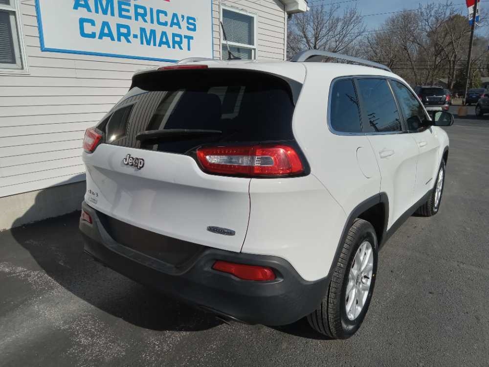 JEEP CHEROKEE LATITUDE