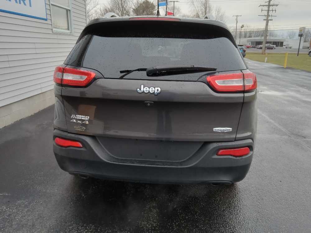 JEEP CHEROKEE LATITUDE