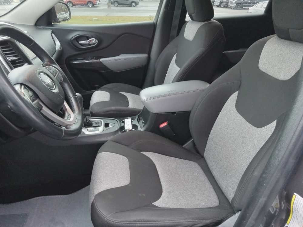 JEEP CHEROKEE LATITUDE