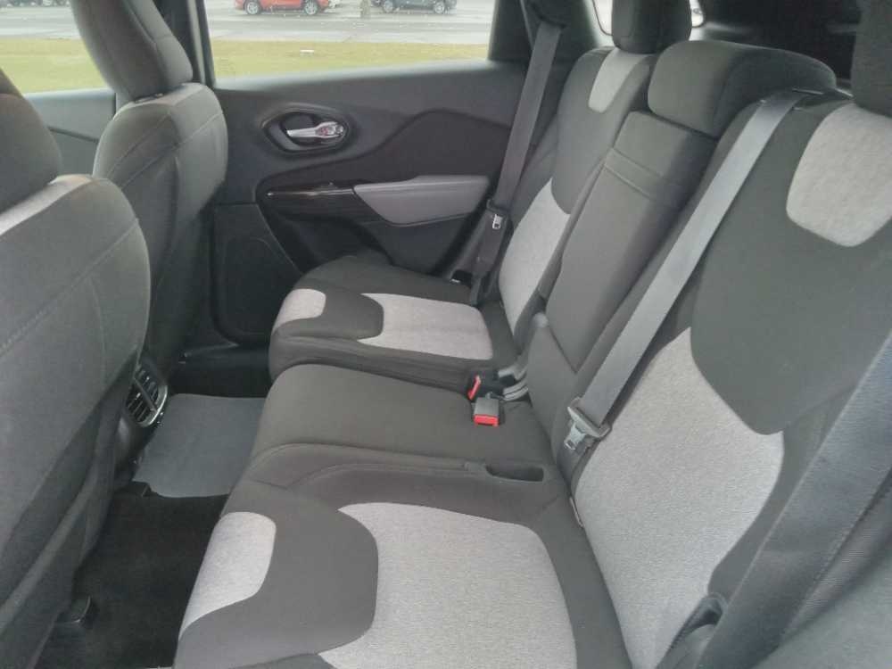 JEEP CHEROKEE LATITUDE