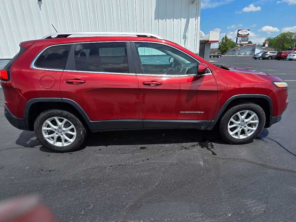 JEEP CHEROKEE LATITUDE