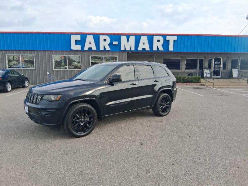 2017 Jeep Grand Cherokee Altitude's photo