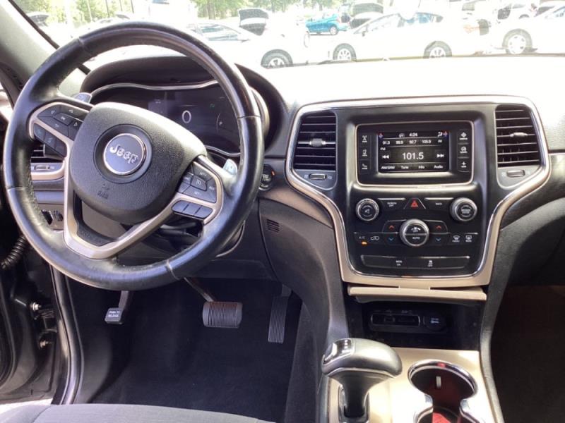 Image of 2015 Jeep Grand Cherokee Laredo