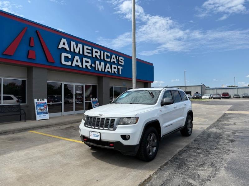 2013 Jeep Grand Cherokee Laredo Trailhawk 4WD's photo