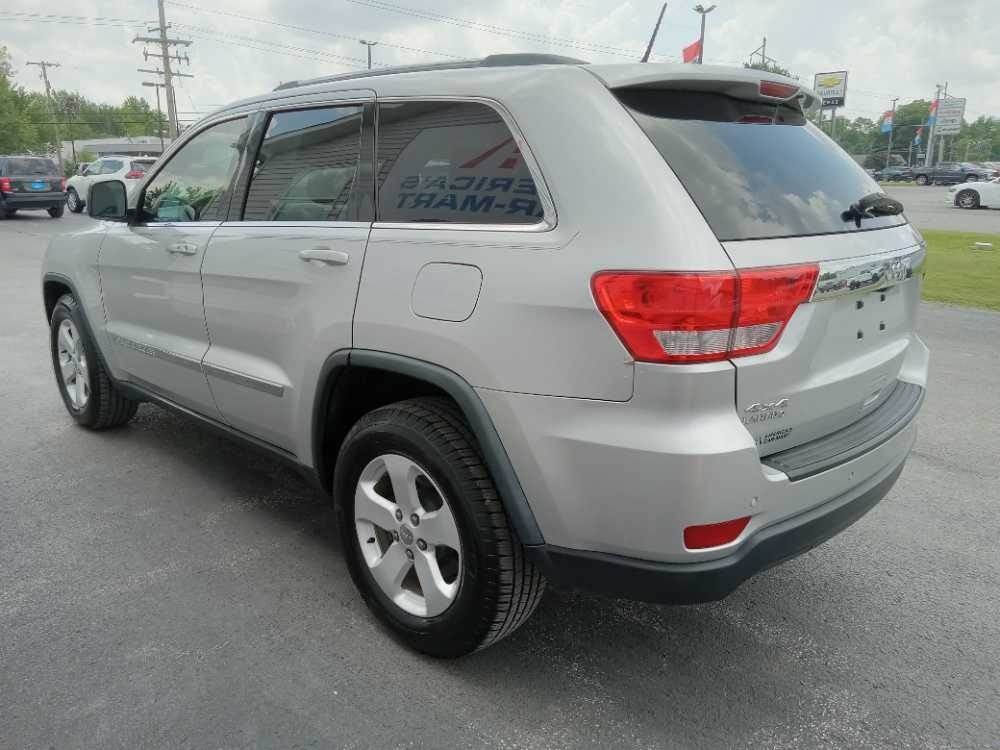 JEEP GRAND CHEROKEE LARED
