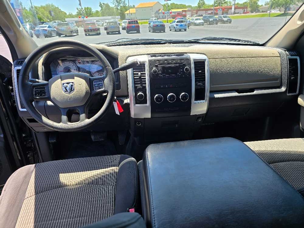 RAM 1500 SLT; BIG HORN;