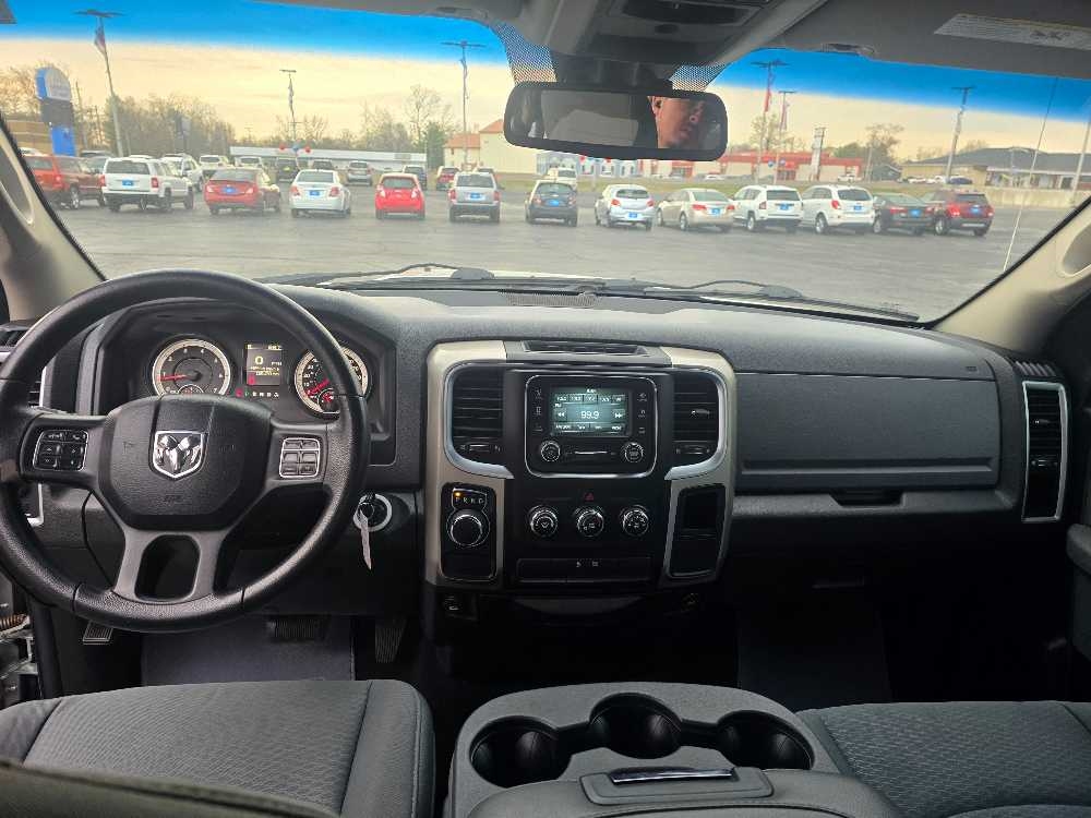 RAM 1500 SLT; BIG HORN;