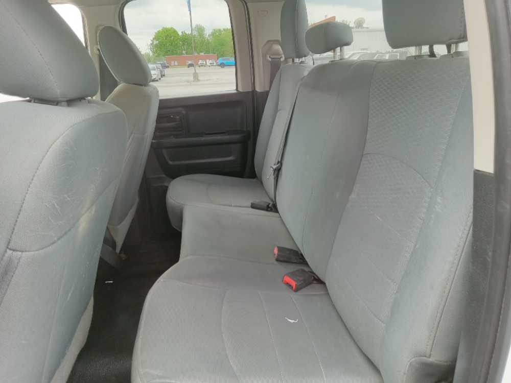 RAM 1500 EXPRESS; TRADES