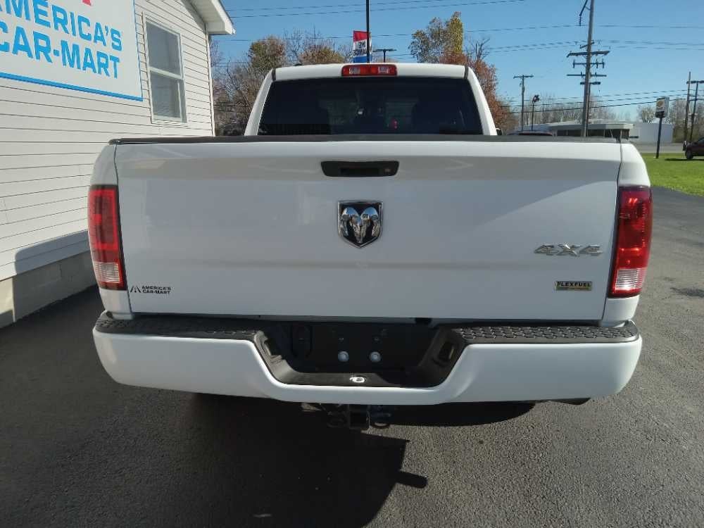 RAM 1500 EXPRESS; TRADES