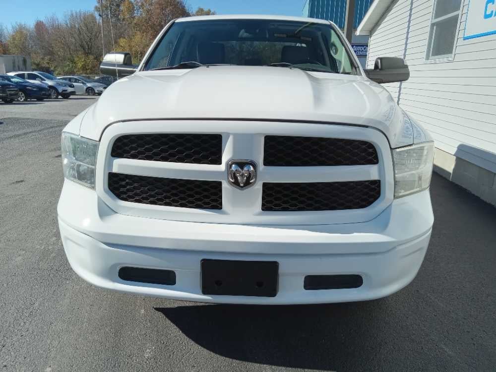 RAM 1500 EXPRESS; TRADES