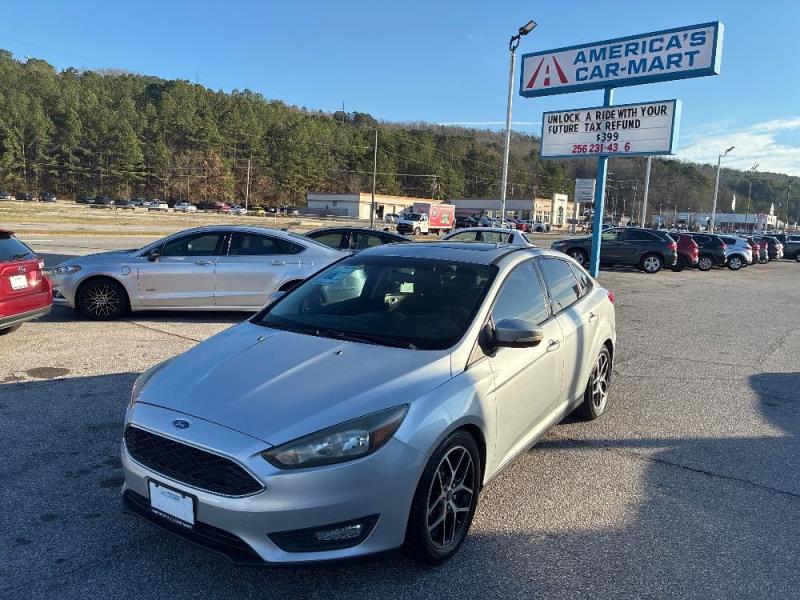 2018 Ford Focus SEL's photo