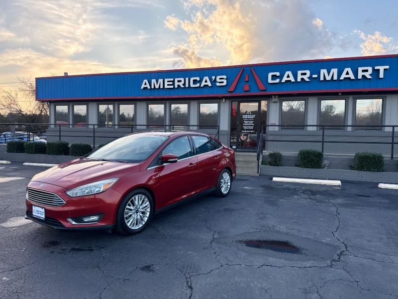 2018 Ford Focus Titanium's photo