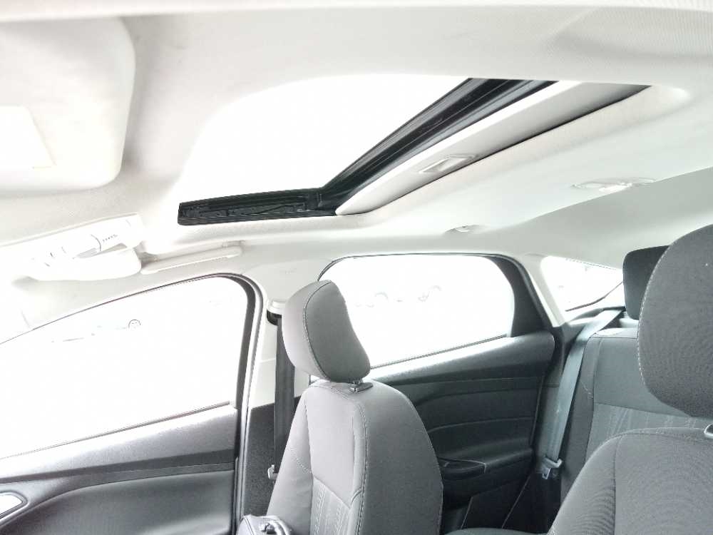FORD FOCUS SEL