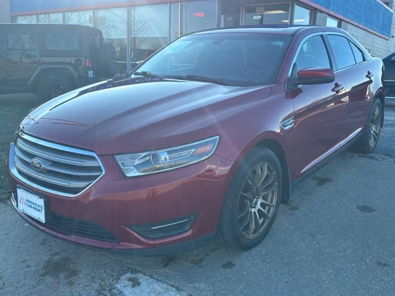 2017 Ford Taurus SEL's photo
