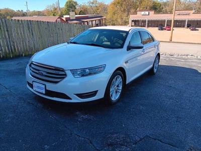 2016 Ford Taurus