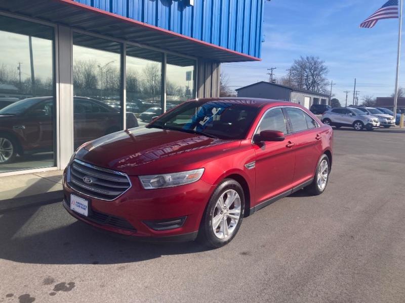 2013 Ford Taurus SEL's photo