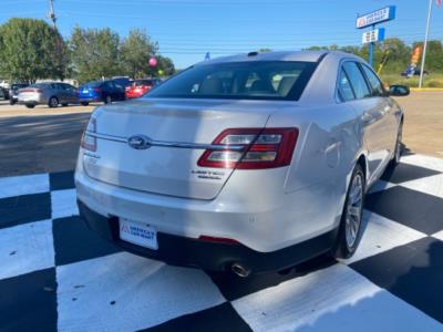 2015 Ford Taurus