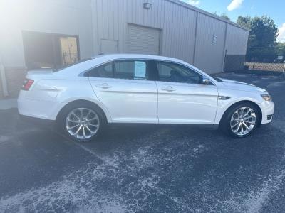 2015 Ford Taurus