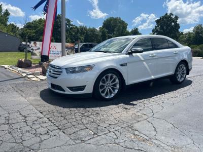 2014 Ford Taurus