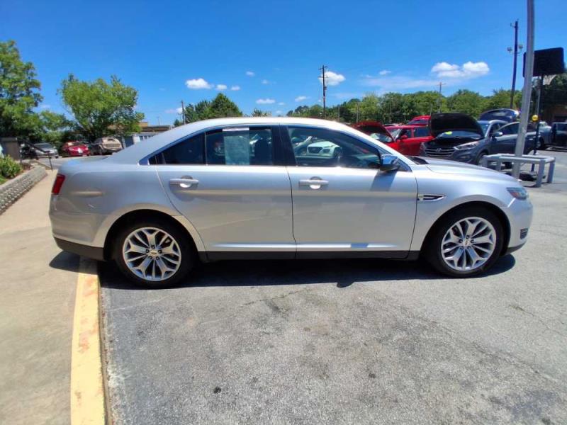 Image of 2017 Ford Taurus Limited