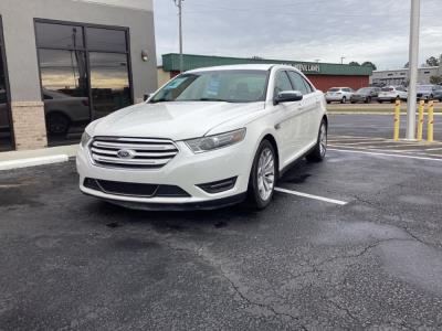 2016 Ford Taurus