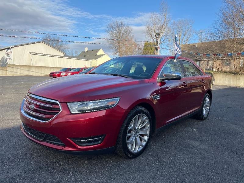 2017 Ford Taurus Limited's photo