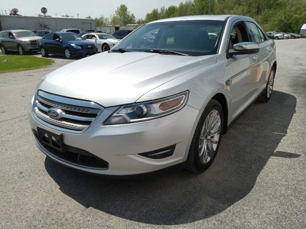 2011 FORD TAURUS LIMITED