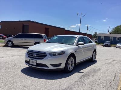 2015 Ford Taurus