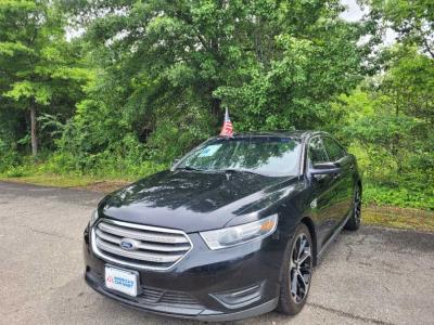 2015 Ford Taurus