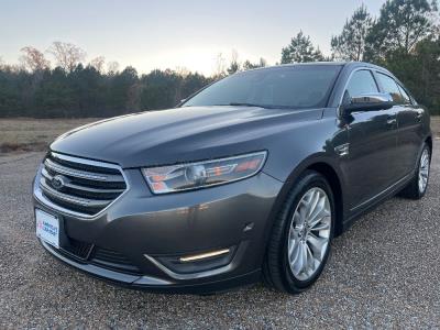 2016 Ford Taurus