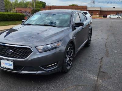 2015 Ford Taurus