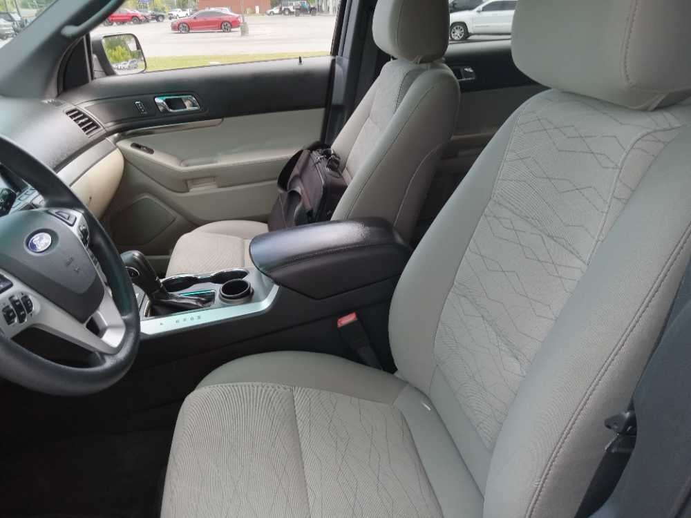 FORD EXPLORER BASE