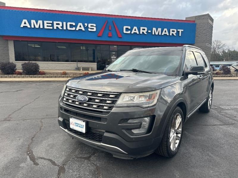 2017 Ford Explorer XLT's photo