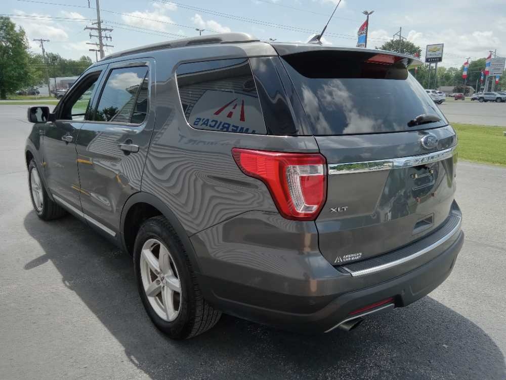 FORD EXPLORER XLT