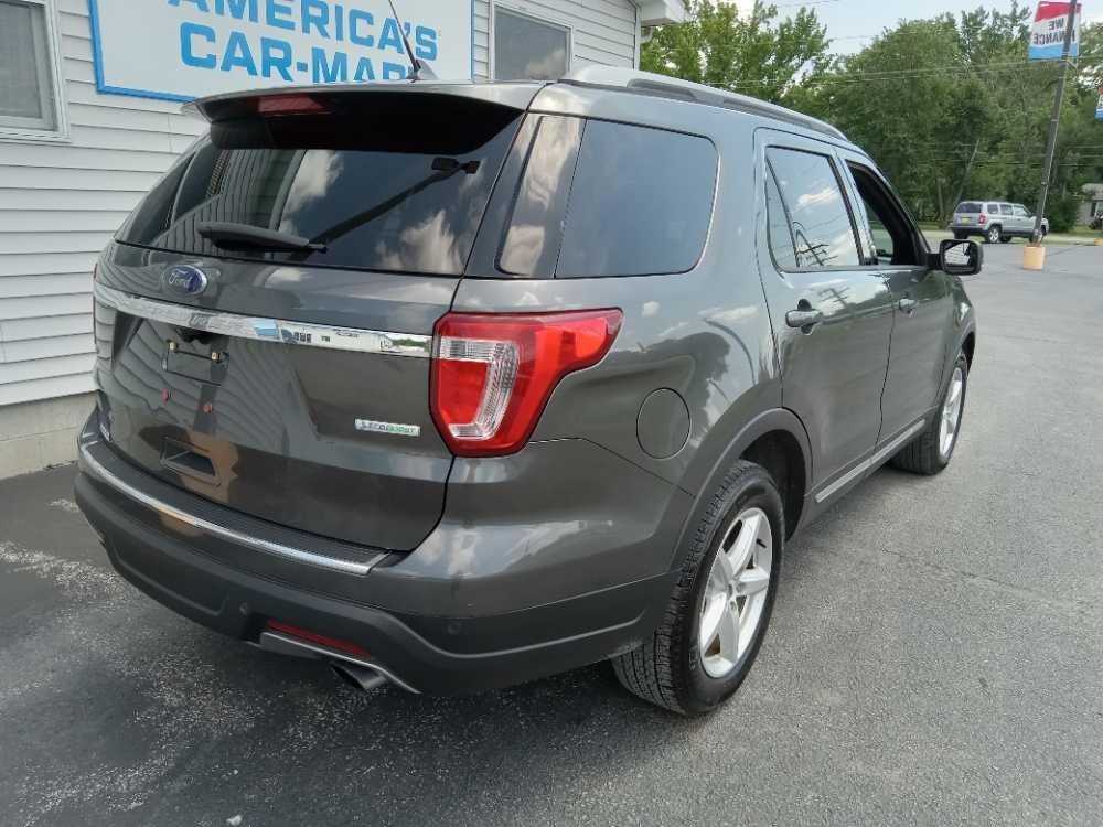 FORD EXPLORER XLT