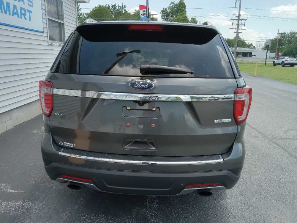 FORD EXPLORER XLT