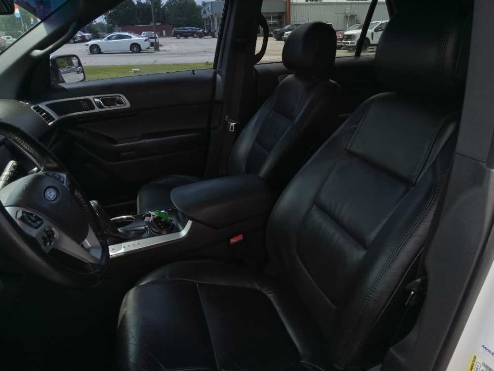 FORD EXPLORER LIMITED