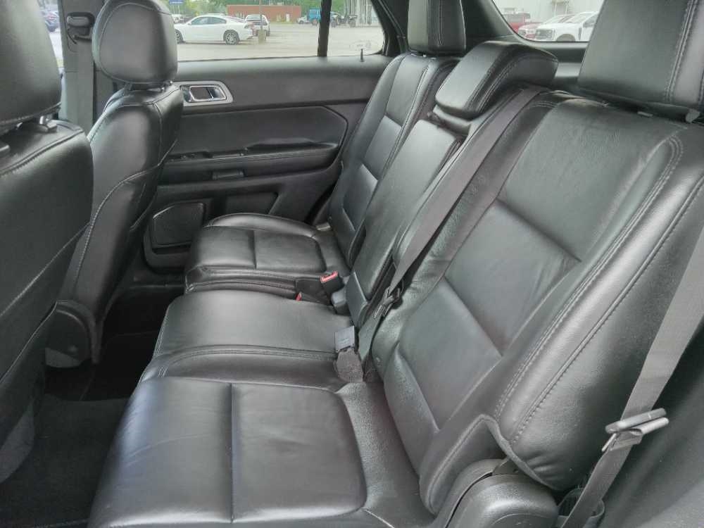 FORD EXPLORER LIMITED